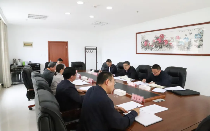 深刻贯彻中央八项划放心灵学习教育省国资委党委督导组领导督导森林舞会官网集团碰头会召开