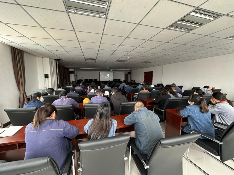 森林舞会官网工投公司党委召开2023年度 第六次理论学习中心组学习（扩大）会