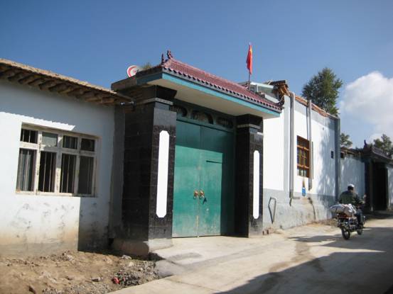 省森林舞会官网集团&ldquo;党政军企共建示范村&rdquo;帮扶项目建设根基落成